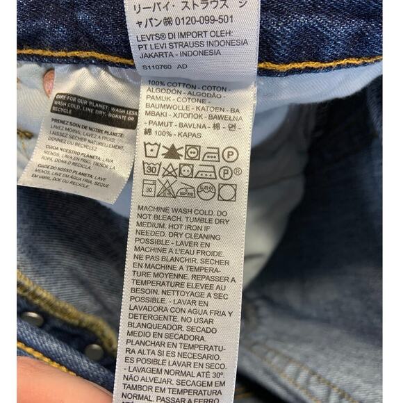 Levi's Jeans Men's 36x34 Medium Wash 501 Button Fly Straight Leg - Picture 8 of 13